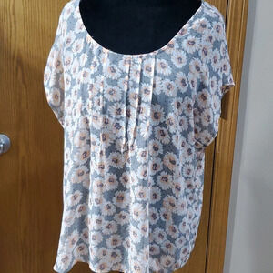 Torrid sheer grey peach pleated open back top